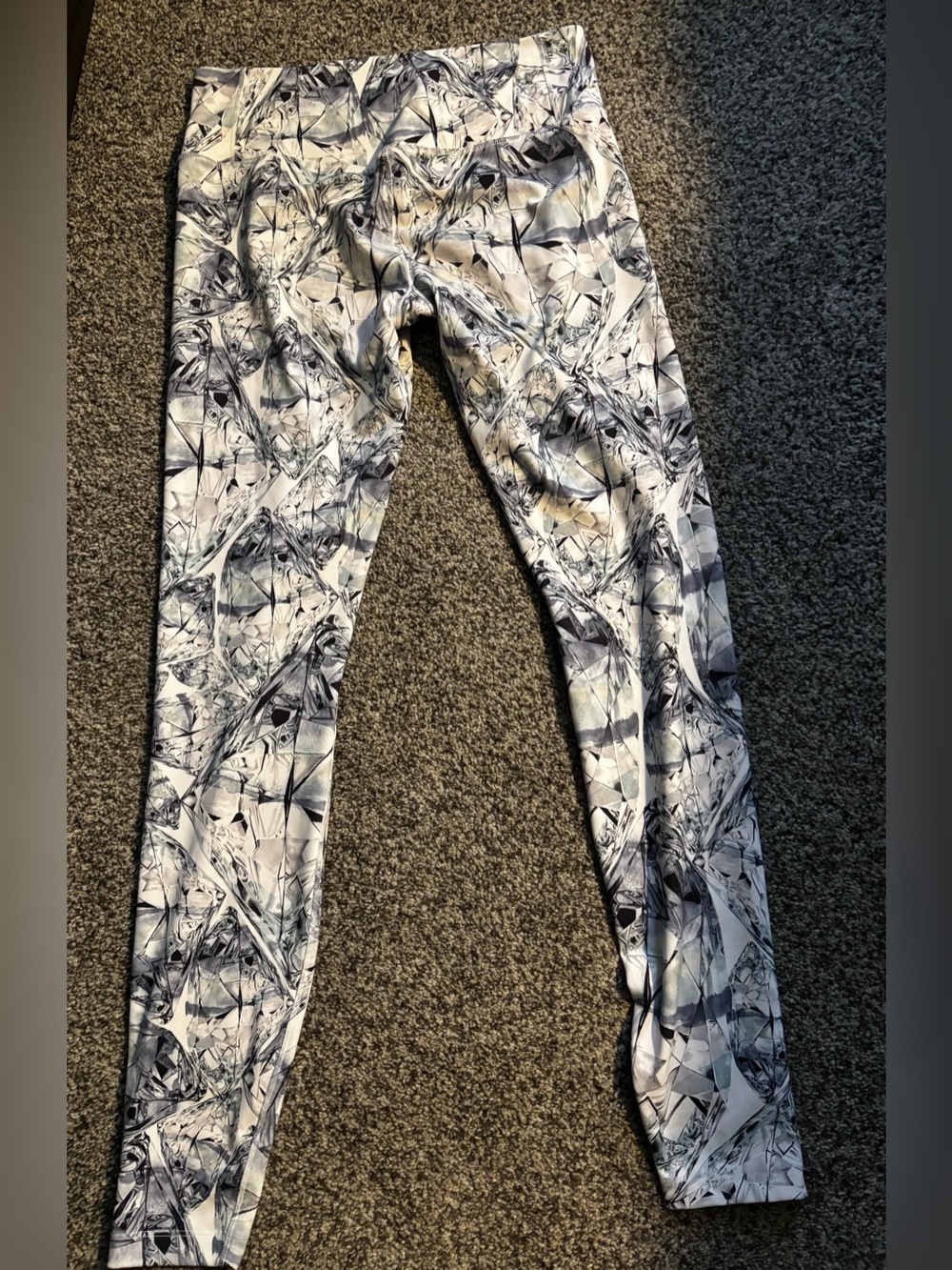 Women's medium M Nike dri fit pants workout leggings like new condition